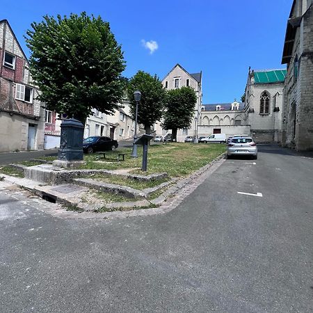 Le Badebec, Appt Dans Maison Typique Avec Jardin Prive Chinon Zewnętrze zdjęcie